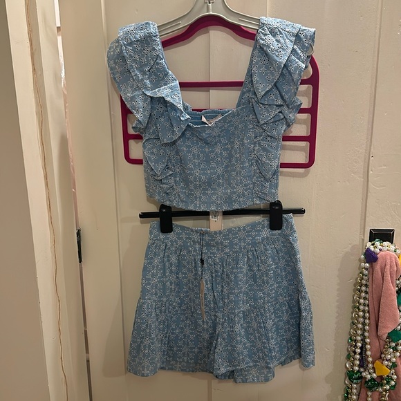 BCBGeneration Dresses & Skirts - BCBG Shorts and cropped top set S/Xs NWT!